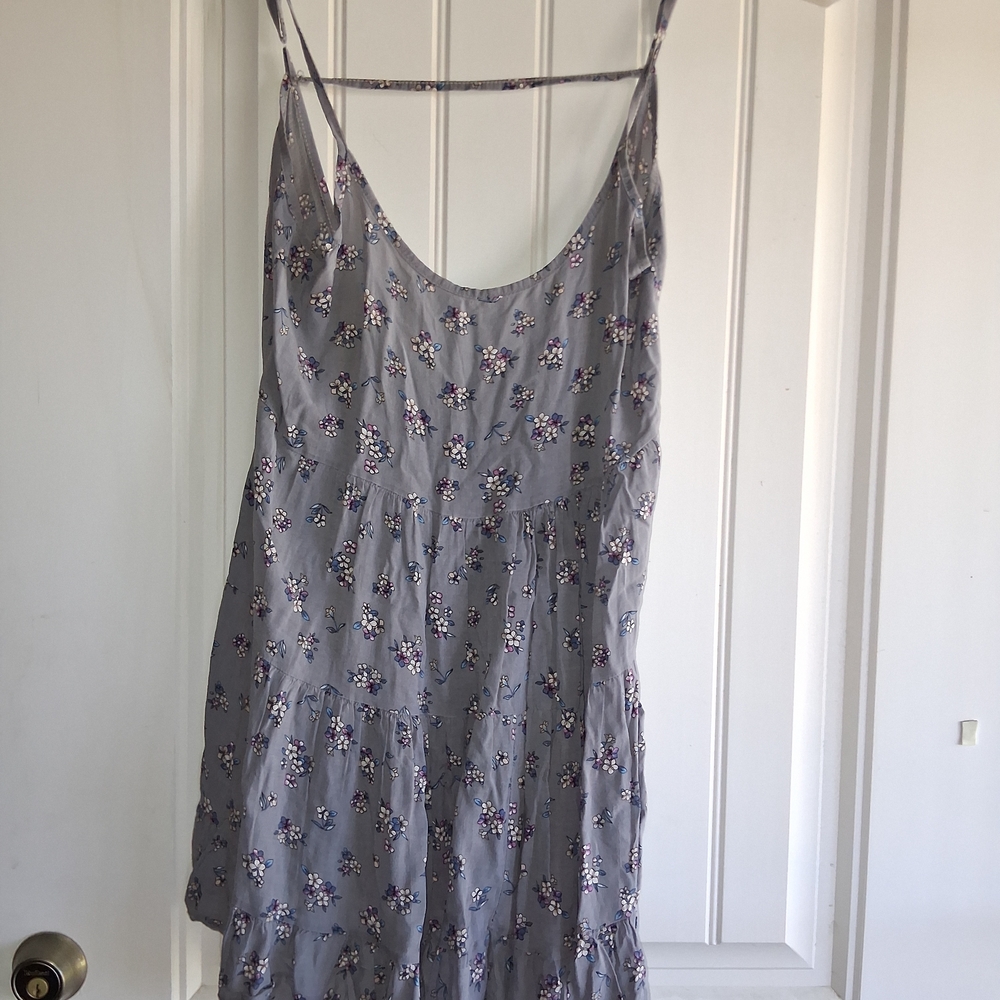 American Eagle Outfitters Gray Floral Dress